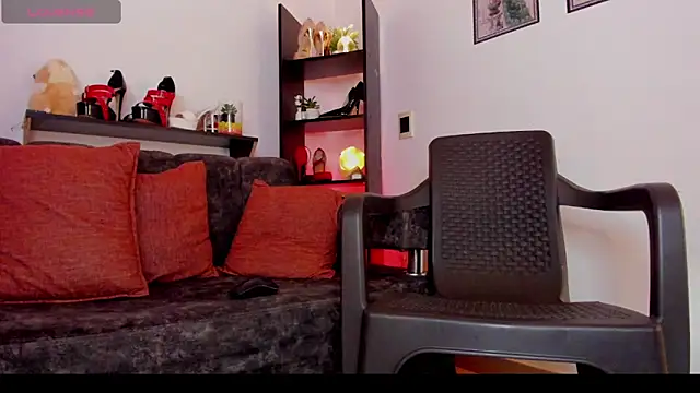 Snapshot of valery_14_ chatting on 04.23.26 valery 14 online show from 04.23.26