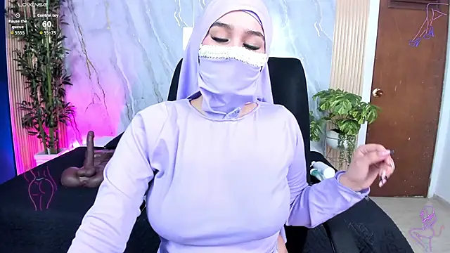 Snapshot of Hadarah_persa chatting on 11.06.25 Hadarah persa online show from 11.06.25