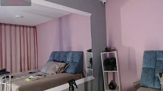 Camila Russoo online show from 02.28.26