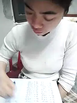 Mie rose online show from 12.17.25