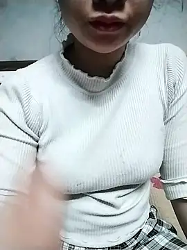 Snapshot of Mie_rose chatting on 03.04.26 Mie rose online show from 03.04.26