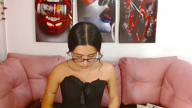 Miahotcs1 online show from 04.12.26