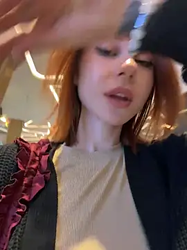 Snapshot of RosieSecret chatting on 03.28.26 RosieSecret online show from 03.28.26