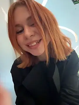Snapshot of RosieSecret chatting on 04.07.26 RosieSecret online show from 04.07.26