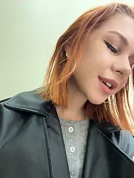 Snapshot of RosieSecret chatting on 04.17.26 RosieSecret online show from 04.17.26