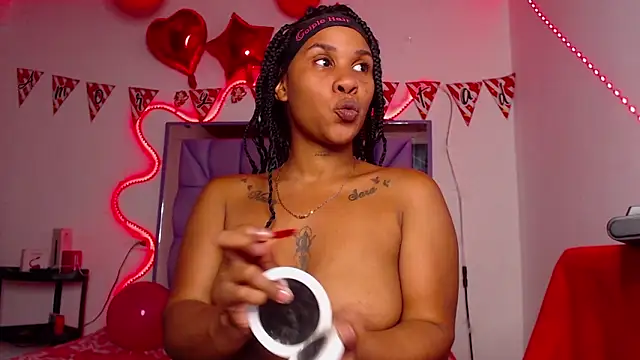 Snapshot of Icyjackson chatting on 09.13.25 Icyjackson online show from 09.13.25