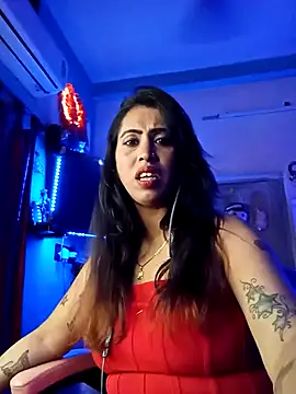 Snapshot of Love_Beauty01 chatting on 02.13.26 Love Beauty01 online show from 02.13.26