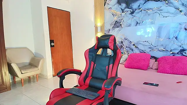 tammy 02  online show from 02.13.26