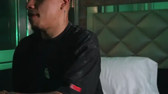 AlphaMasterXxx online show from 04.13.26