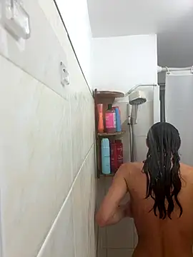 Snapshot of MilaRenee chatting on 09.29.25 MilaRenee online show from 09.29.25