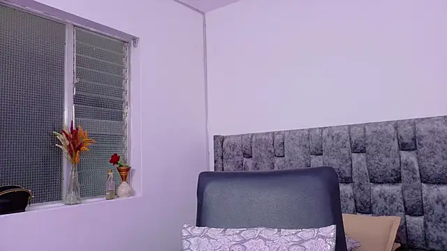 Snapshot of Lizbeth_Rouse chatting on 09.20.25 Lizbeth Rouse online show from 09.20.25