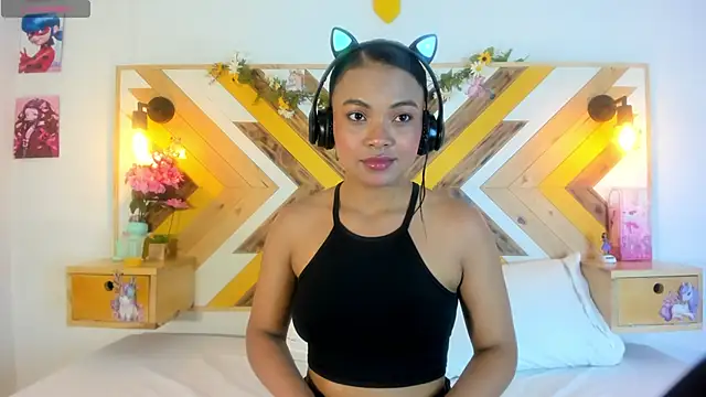 SoleneFontaine online show from 10.02.25