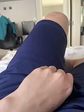 Snapshot of Novinho16cmz chatting on 11.06.25 Novinho16cmz online show from 11.06.25