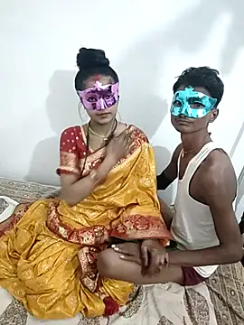 Snapshot of LOVE568 chatting on 10.28.25 LOVE568 online show from 10.28.25