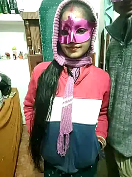 Snapshot of LOVE568 chatting on 12.21.25 LOVE568 online show from 12.21.25