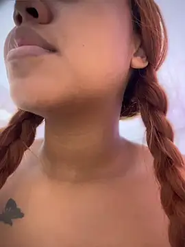 AngelaRoberts online show from 04.14.26