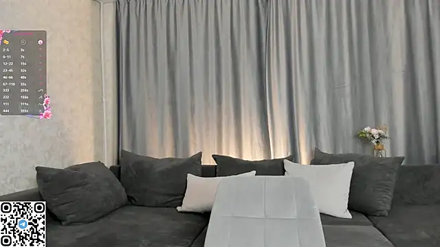 NyxaThorn online show from 09.11.25