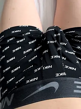 Snapshot of luckylover2024 chatting on 12.23.25 luckylover2024 online show from 12.23.25