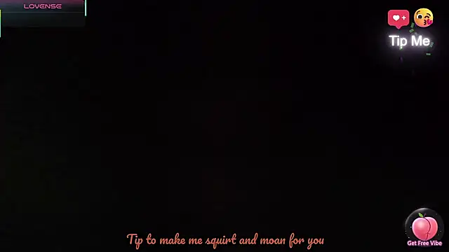 Snapshot of Hollbunny_Voxi chatting on 10.14.25 Hollbunny Voxi online show from 10.14.25