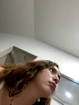 Snapshot of Samantha_2190 chatting on 11.29.25 Samantha 2190 online show from 11.29.25