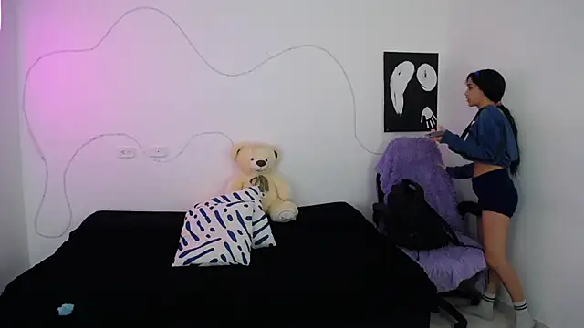Snapshot of 2006_tgn chatting on 05.02.26 2006 tgn online show from 05.02.26