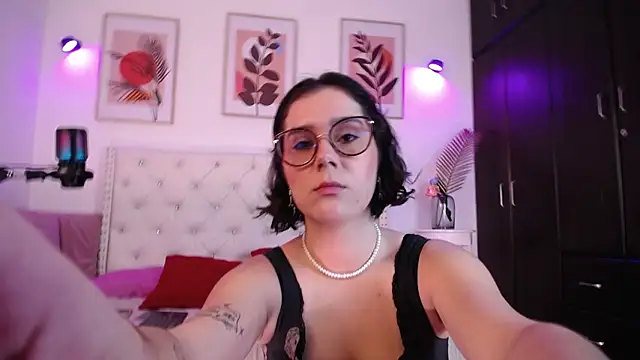 barbyehot online show from 10.23.25