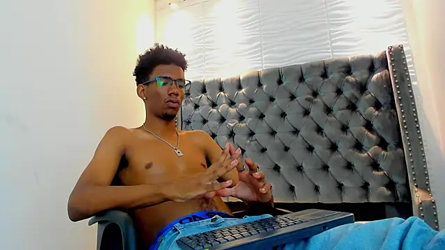 nero reyd online show from 10.21.25