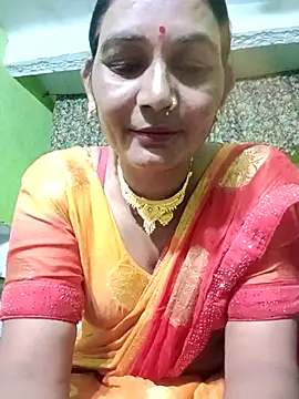 Snapshot of ZIVAA chatting on 04.26.26 ZIVAA online show from 04.26.26