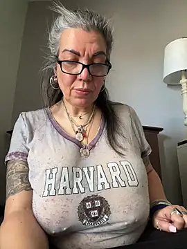 dieseldame1313 online show from 01.25.25