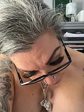 dieseldame1313 online show from 04.05.26