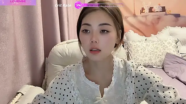 Snapshot of bao-bao- chatting on 07.11.26 bao-bao- online show from 07.11.26