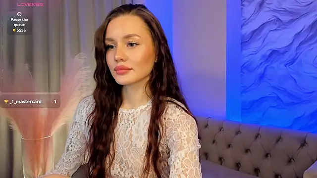 Aria Mila online show from 11.29.25