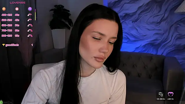 Aria Mila online show from 03.07.26