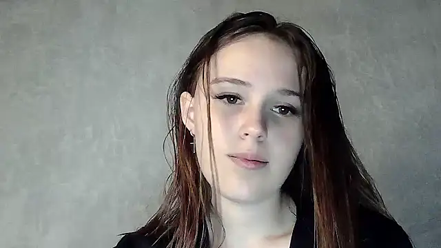 Snapshot of SweetLoraa chatting on 09.30.25 SweetLoraa online show from 09.30.25