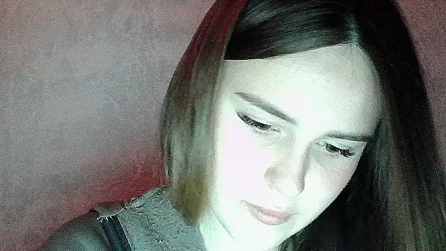 Snapshot of SweetLoraa chatting on 04.26.26 SweetLoraa online show from 04.26.26