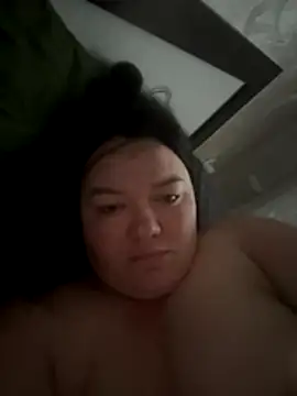 Snapshot of SunnyLeila2101 chatting on 11.06.25 SunnyLeila2101 online show from 11.06.25