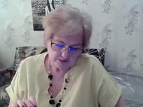 Snapshot of Renata62011 chatting on 05.08.26 Renata62011 online show from 05.08.26