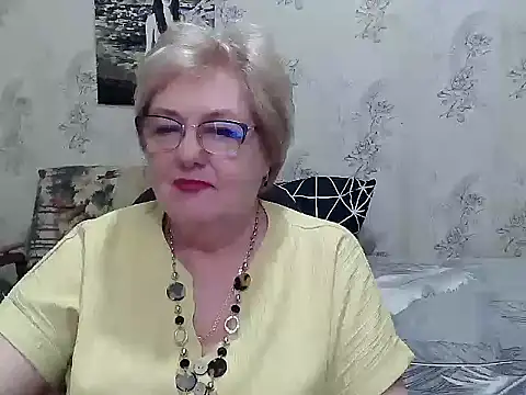 Snapshot of Renata62011 chatting on 05.24.26 Renata62011 online show from 05.24.26