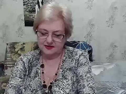 Snapshot of Renata62011 chatting on 05.28.26 Renata62011 online show from 05.28.26