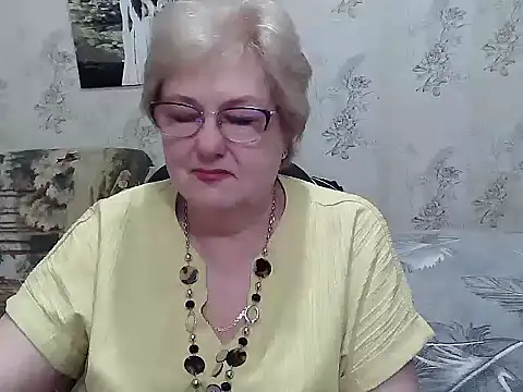 Snapshot of Renata62011 chatting on 05.30.26 Renata62011 online show from 05.30.26