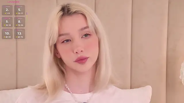 Nesolla online show from 09.22.25