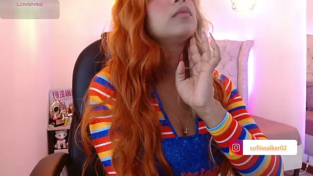 Snapshot of SophiaWalker_1 chatting on 09.13.25 SophiaWalker 1 online show from 09.13.25