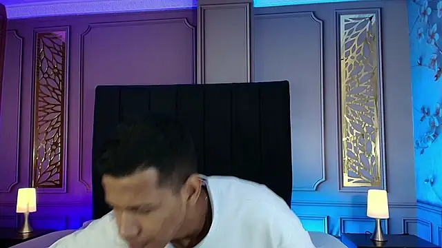 Snapshot of KingStark_ chatting on 09.13.25 KingStark online show from 09.13.25