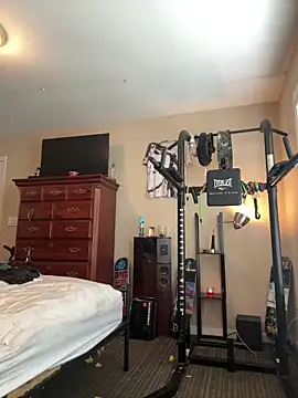 KeYBuMp323 online show from 04.18.26