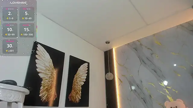 Miss Angel0 online show from 10.05.25