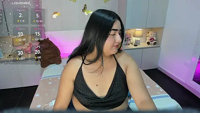 LilyWhitney online show from 02.18.26