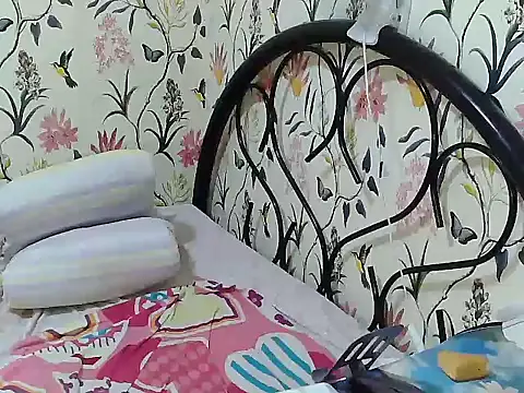 Fantasy Hugetits31 online show from 03.04.26