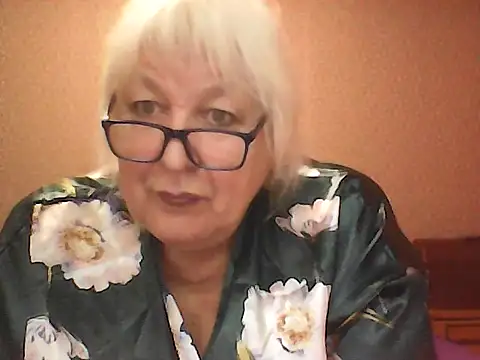 Alexia64231 online show from 10.13.25