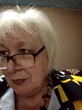 Alexia64231 online show from 11.16.25