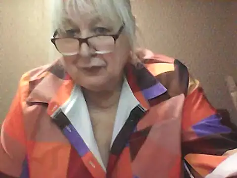 Snapshot of Alexia64231 chatting on 12.22.25 Alexia64231 online show from 12.22.25